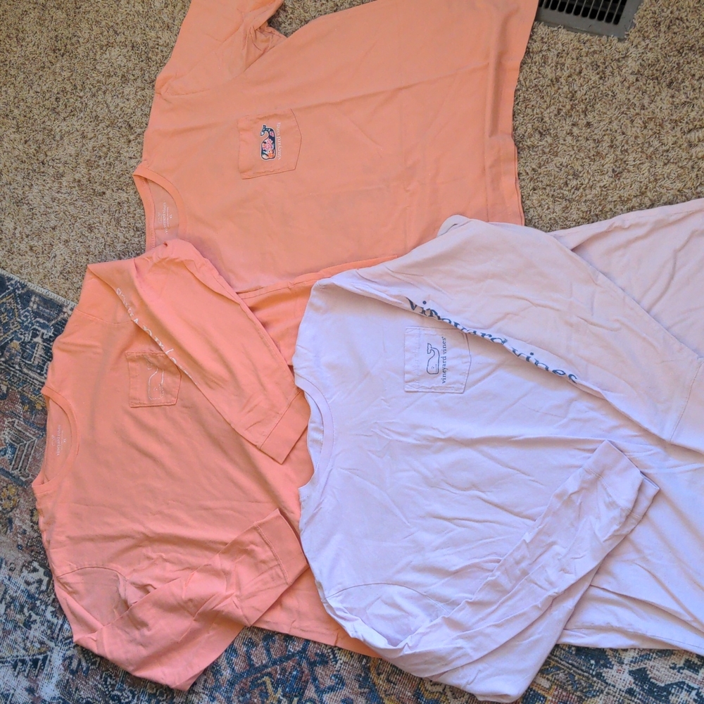 Vineyard Vines t-shirts (Lot of 3)